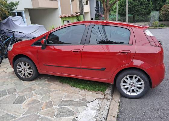 FIAT PUNTO 1.4 ATTRACTIVE 8V FLEX 4P MANUAL